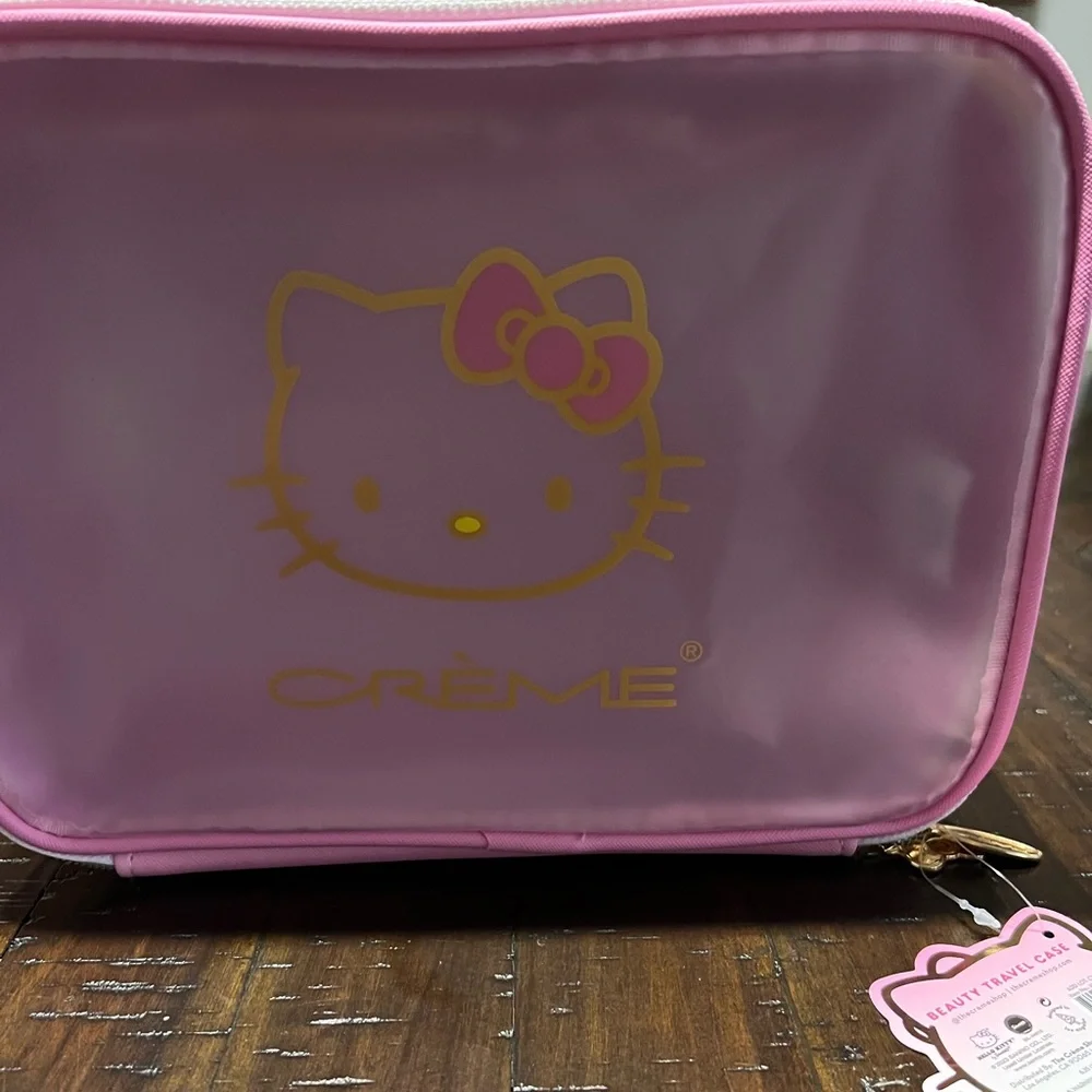 Hello Kitty hello kitty